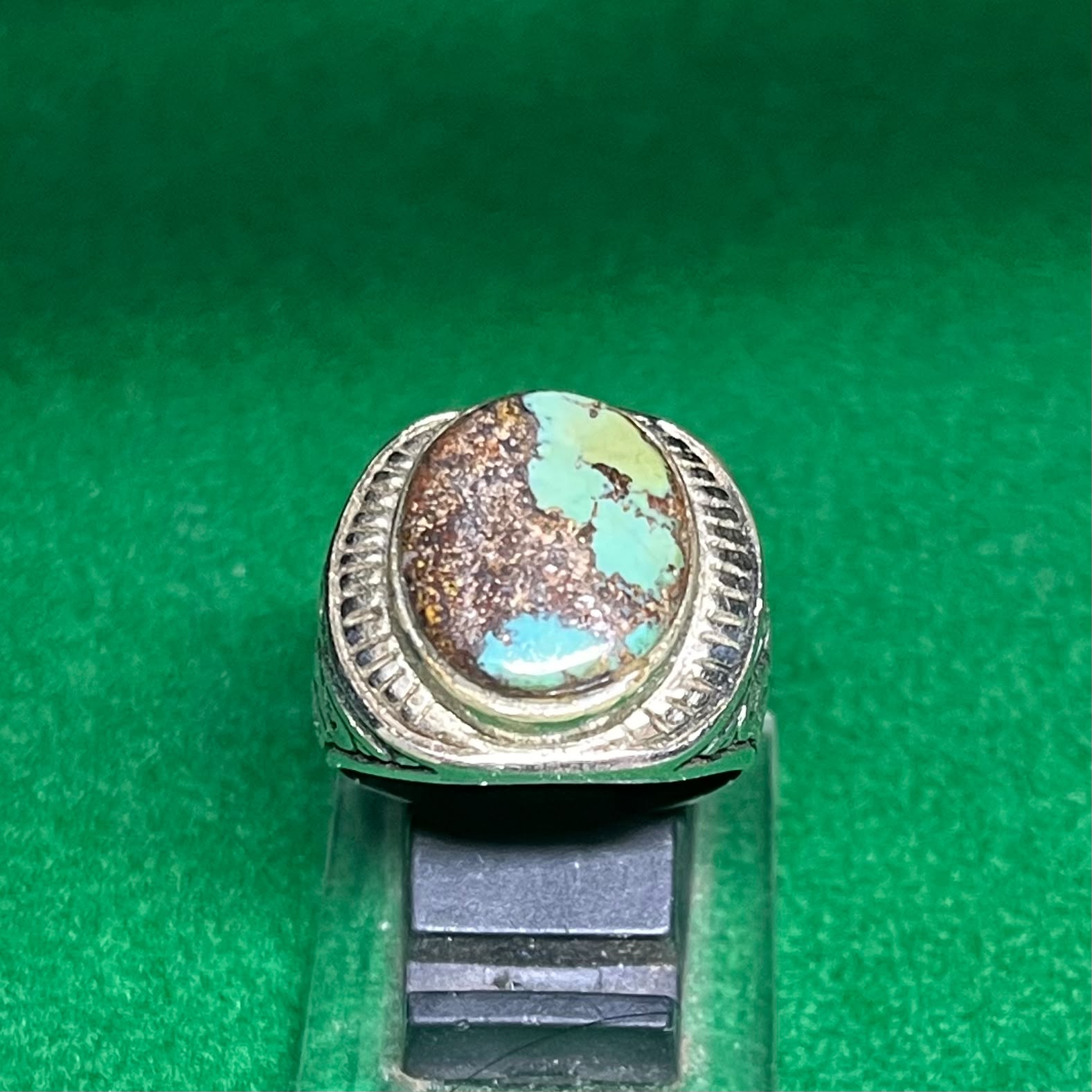 Batu Pirus Persia Lawas Unik